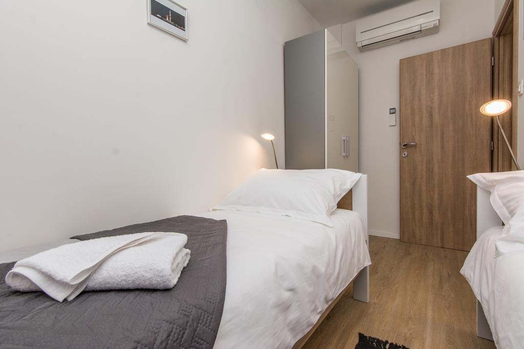 Bell Apartment Zadar Exteriör bild