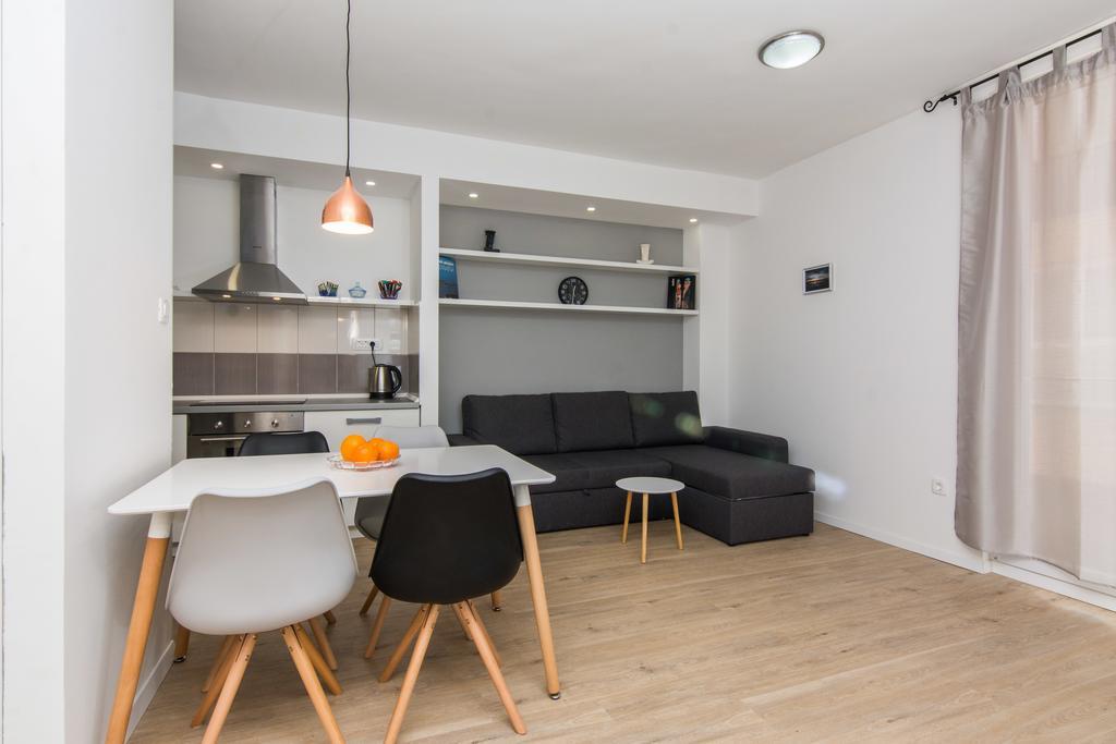 Bell Apartment Zadar Exteriör bild